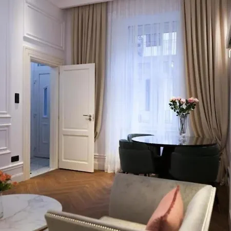 Apartmán Premium Luxury Opera Near Opera And Basilica