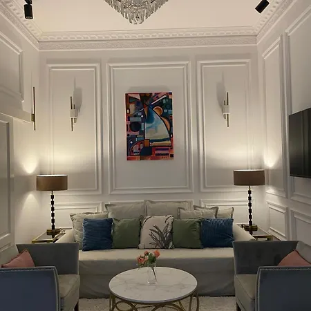 Διαμέρισμα Premium Luxury Opera Near Opera And Basilica *