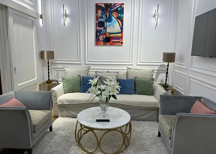 아파트 Premium Luxury Opera Near Opera And Basilica *