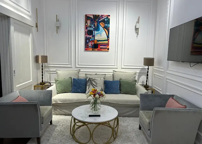 Premium Luxury Opera Near Opera And Basilica 아파트 *