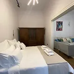 Premium Luxury Opera Near Opera And Basilica Apartamento *