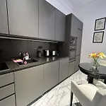 Apartamento Premium Luxury Opera Near Opera And Basilica