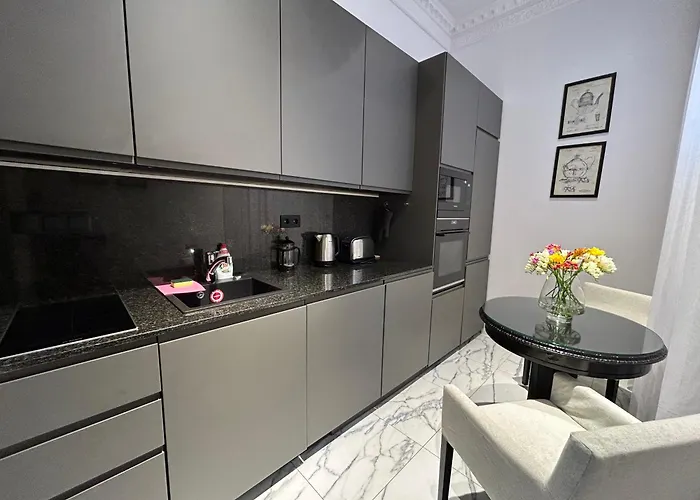 Apartament Premium Luxury Opera Near Opera And Basilica