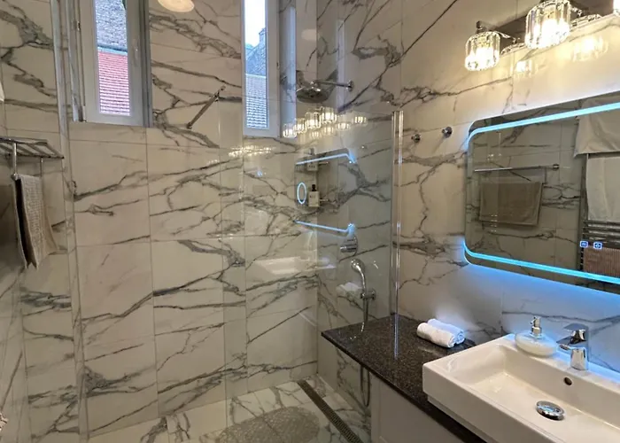 Premium Luxury Opera Near Opera And Basilica Apartament *